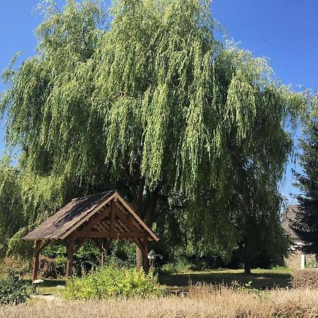 Charmant T2 au 1er dans résidence avec parc arboré Saint-Pierre-le-Moûtier Exterior foto