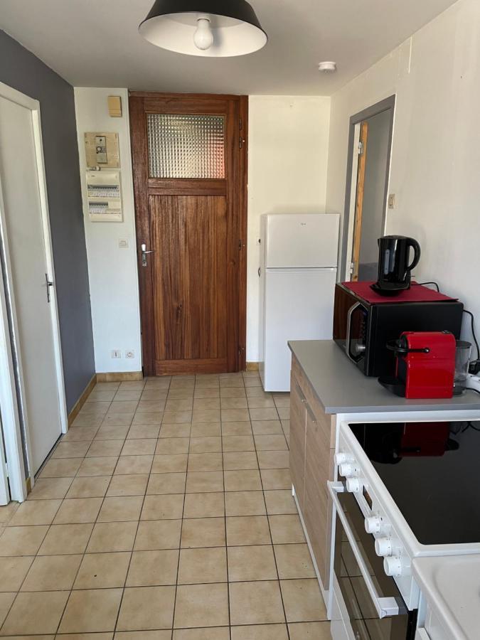 Charmant T2 au 1er dans résidence avec parc arboré Saint-Pierre-le-Moûtier Exterior foto